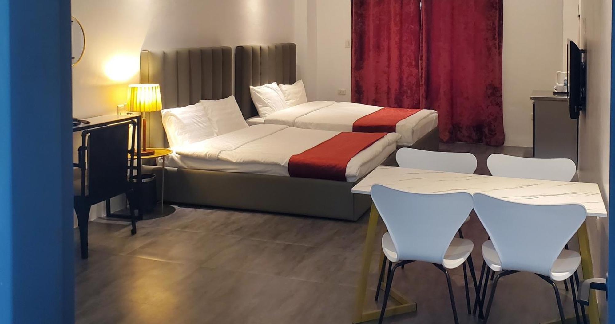 Aston Stay And Villas Mabalacat Bagian luar foto